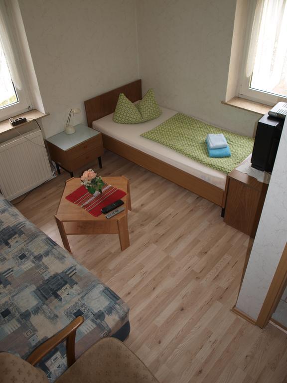 Die Frohliche Einkehr Pension Siebenlehn Szoba fotó